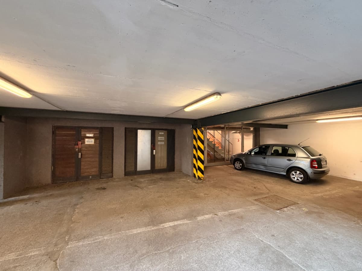 Pronájem garážového stání