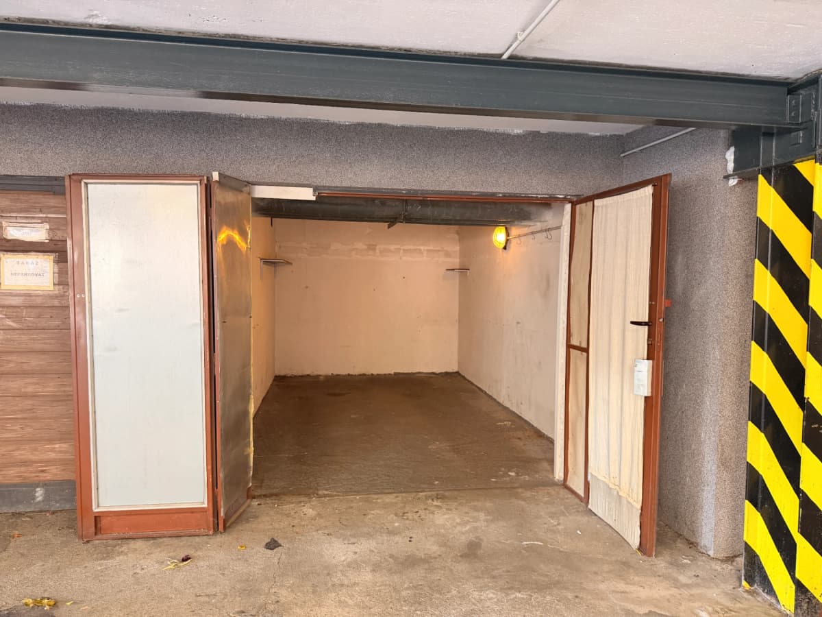 Pronájem garážového stání